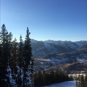 Meet your Posher, AJ